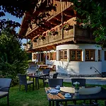 Christl Am Hotel Bad Wiessee