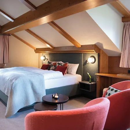 Christl Am Hotel