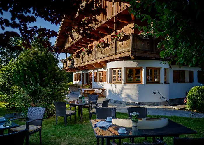 Christl Am Hotel Bad Wiessee